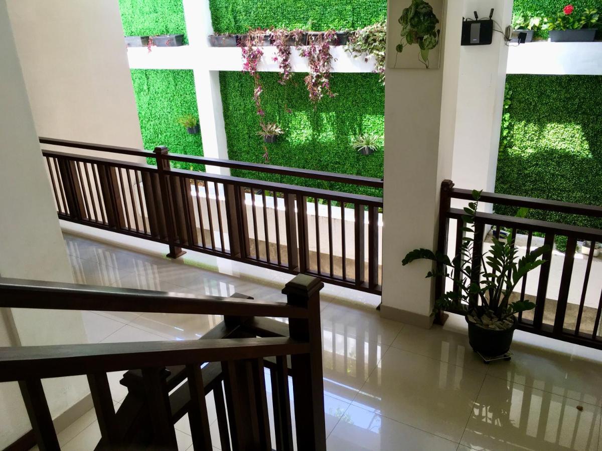 Kandy Rivers Edge Nature Resort Exteriör bild